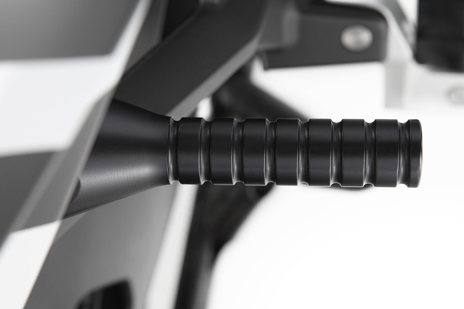 Wunderlich Fold-Away Lifting Handle | Black | BMW S 1000 XR -   Pyramid Motorcycle Accessories