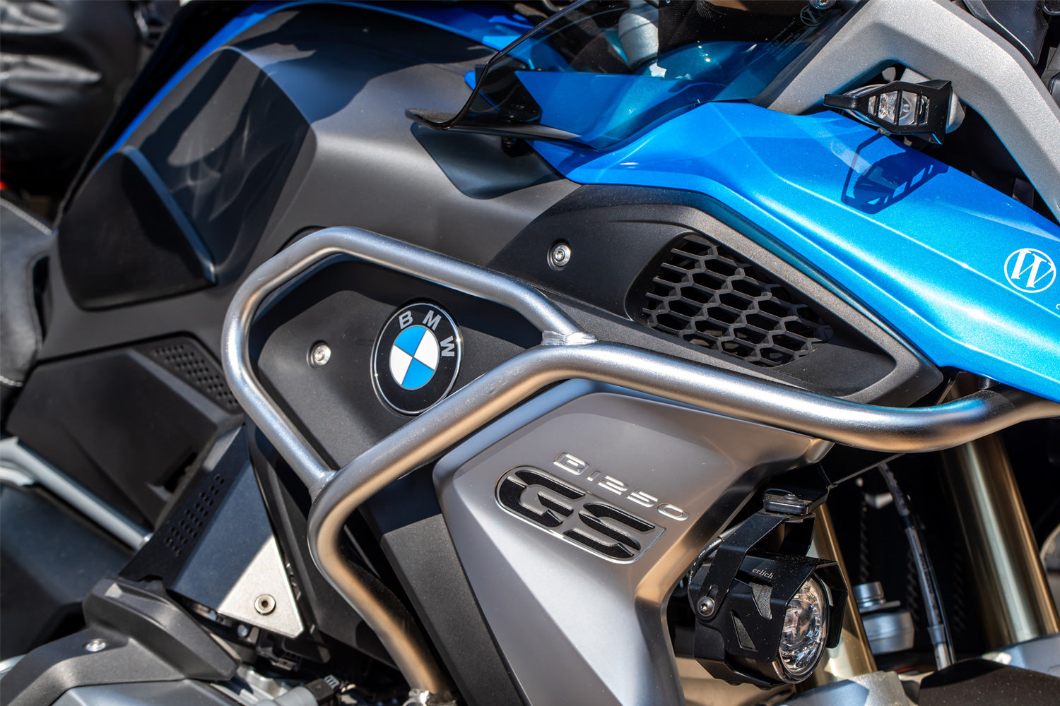Wunderlich Tank Guard Adventure Style | Silver -   Pyramid Motorcycle Accessories