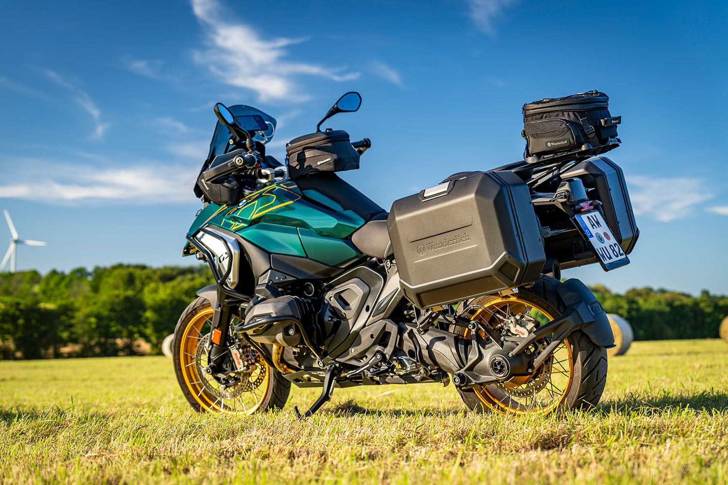 Wunderlich X-case X55 Top Case with Standard Lock | Silver -   Pyramid Motorcycle Accessories