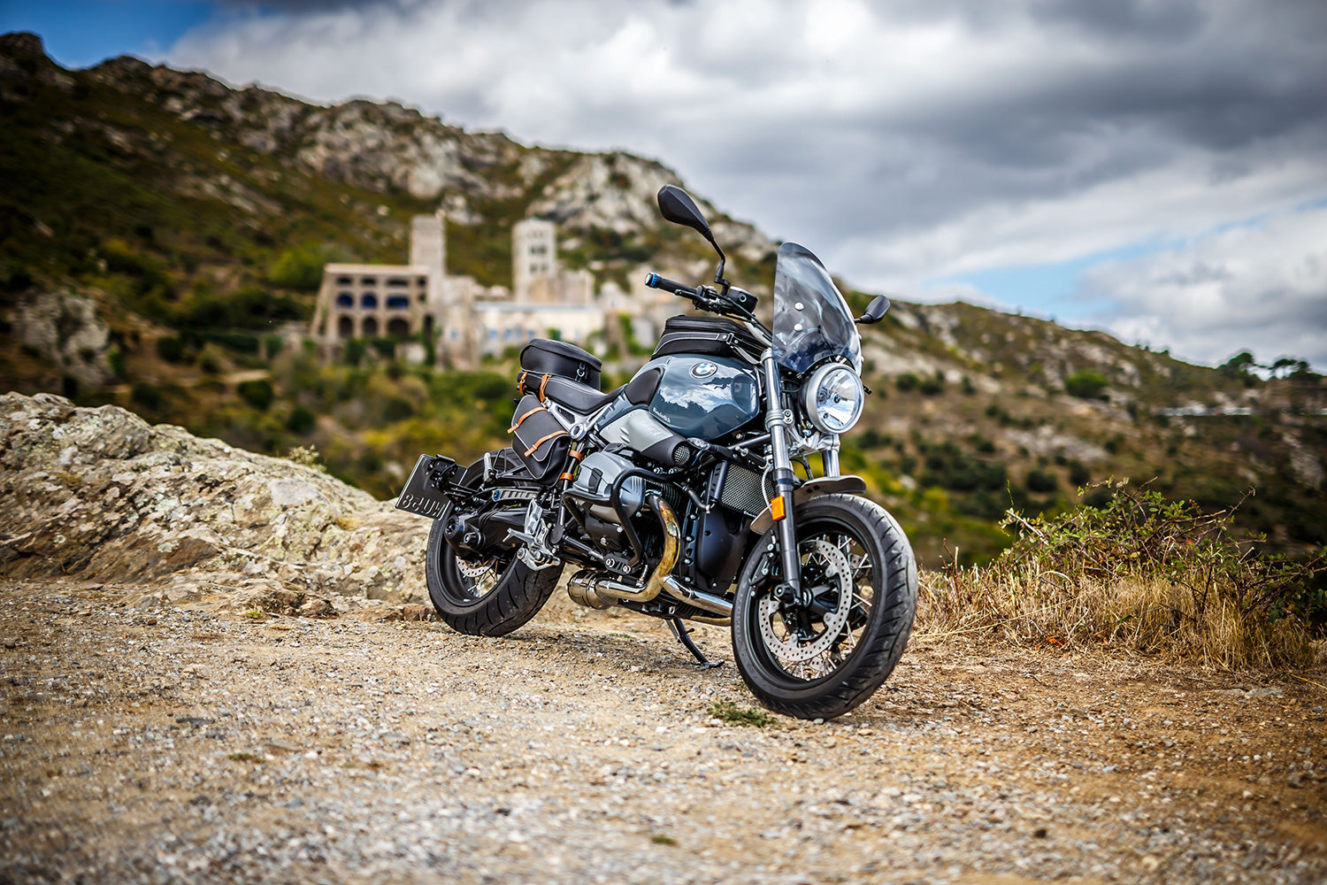 Wunderlich Touring Windshield 70th-Roadster | Clear | BMW R nineT -   Pyramid Motorcycle Accessories