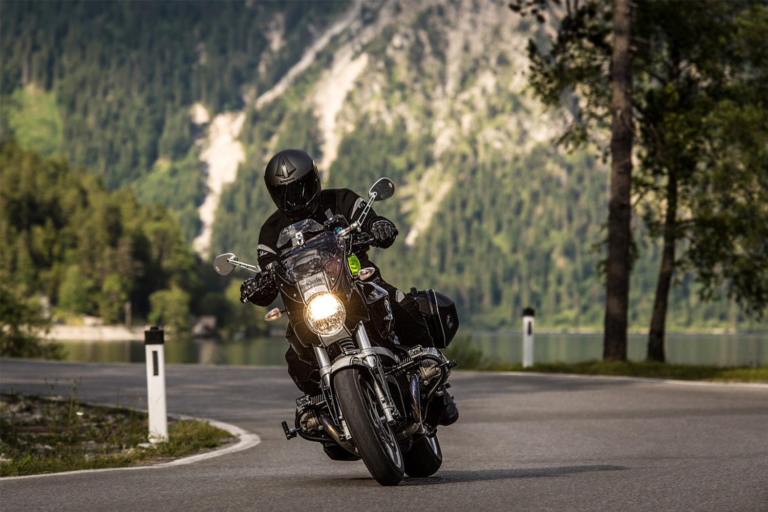 Wunderlich Seat Aktivkomfort Standard | Black | BMW F 650 GS -   Pyramid Motorcycle Accessories