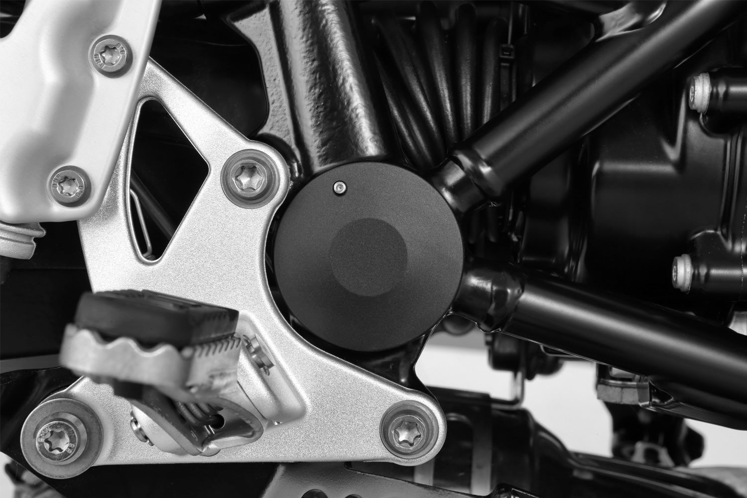 Wunderlich Swingarm Pivot Cover Classic Design Left | Black | BMW R nineT -   Pyramid Motorcycle Accessories