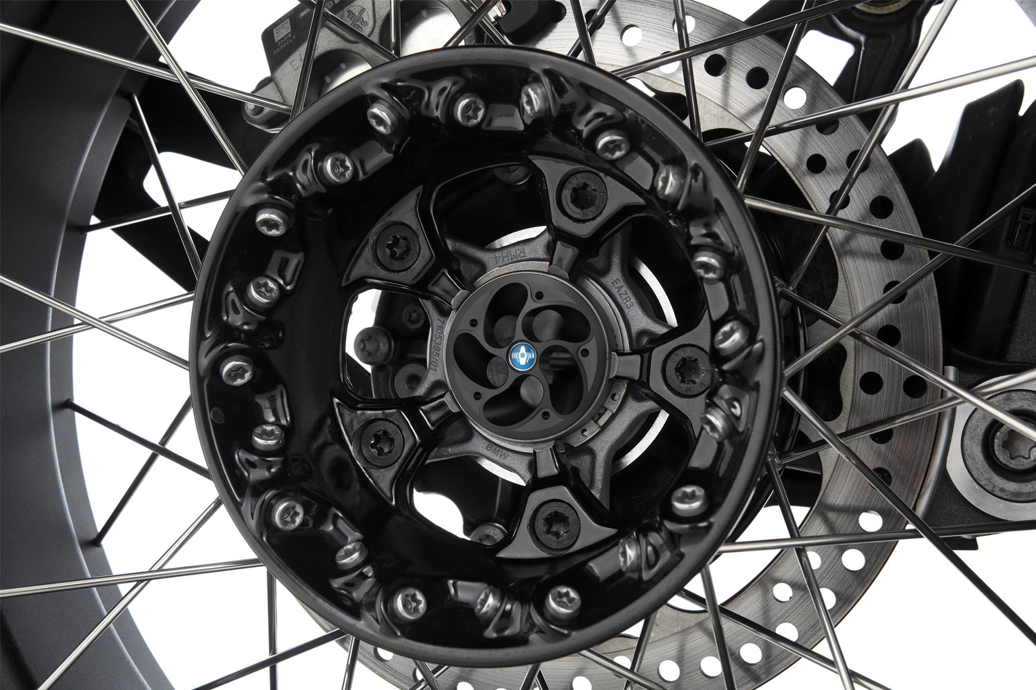 Wunderlich Hub Cover Tornado | Black | BMW R 1250 RT -   Pyramid Motorcycle Accessories