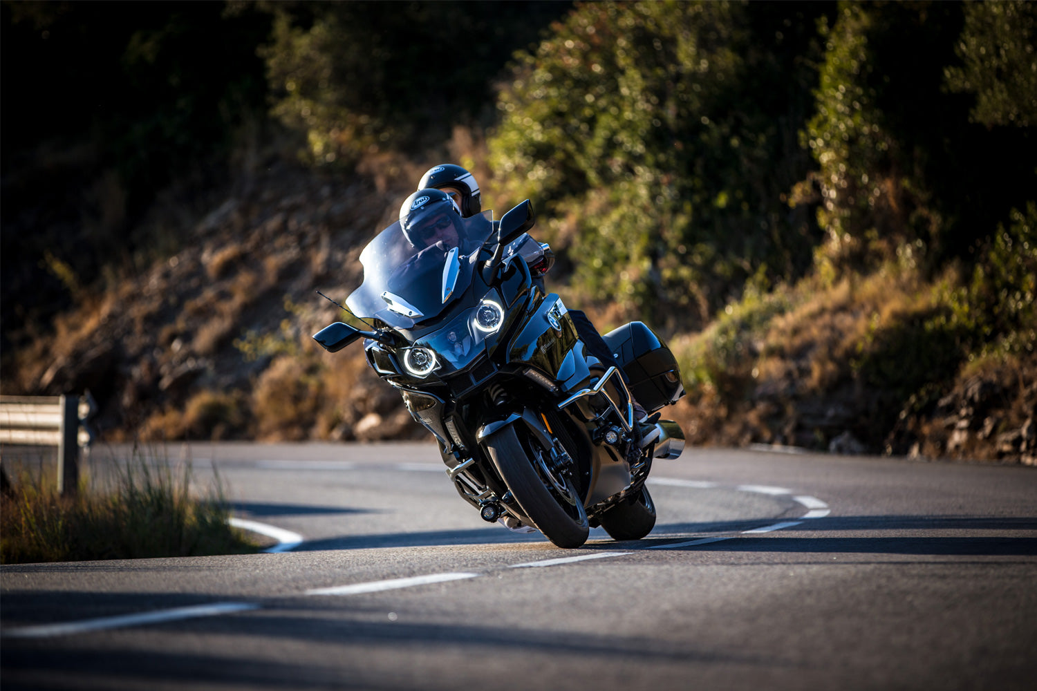 Wunderlich "Cruise" Windshield | Black -   Pyramid Motorcycle Accessories