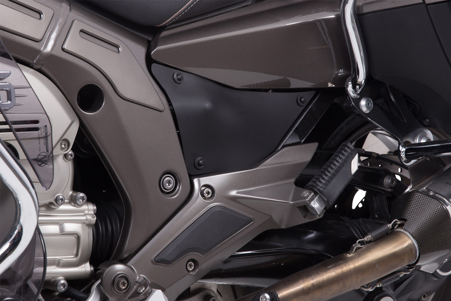 Wunderlich Side Cover Set | Black | BMW K 1600 Grand America -   Pyramid Motorcycle Accessories