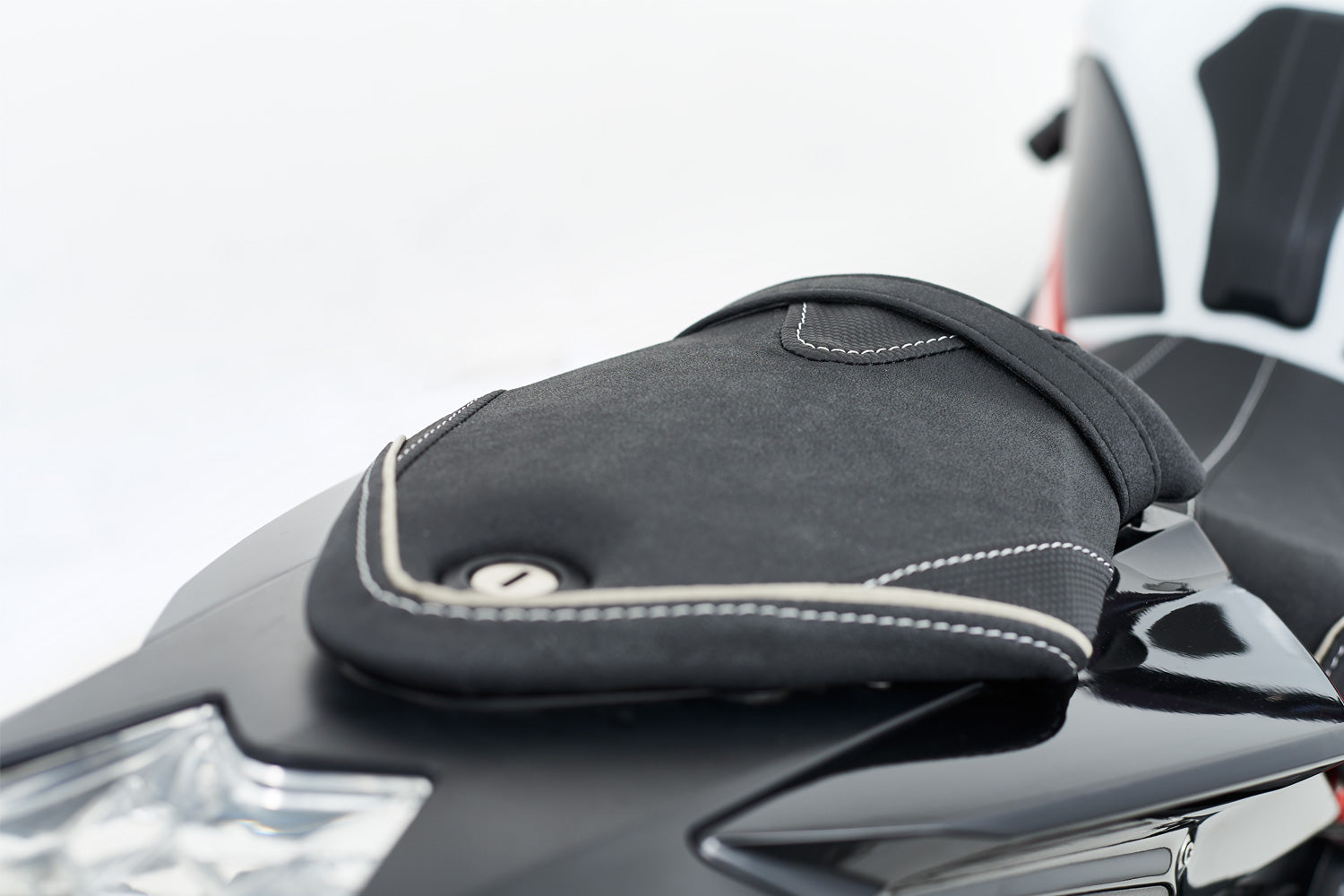 Wunderlich Rider Seat Aktivkomfort Standard | Black | BMW R 1250 R -   Pyramid Motorcycle Accessories