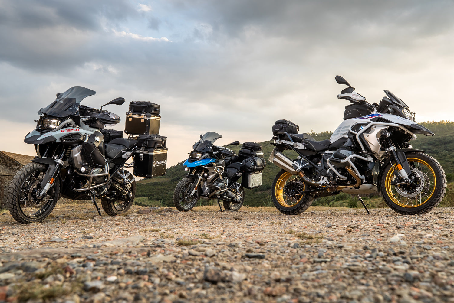 Wunderlich Rider Seat Aktivkomfort with Heating Standard | Black | BMW R 1250 GS -   Pyramid Motorcycle Accessories