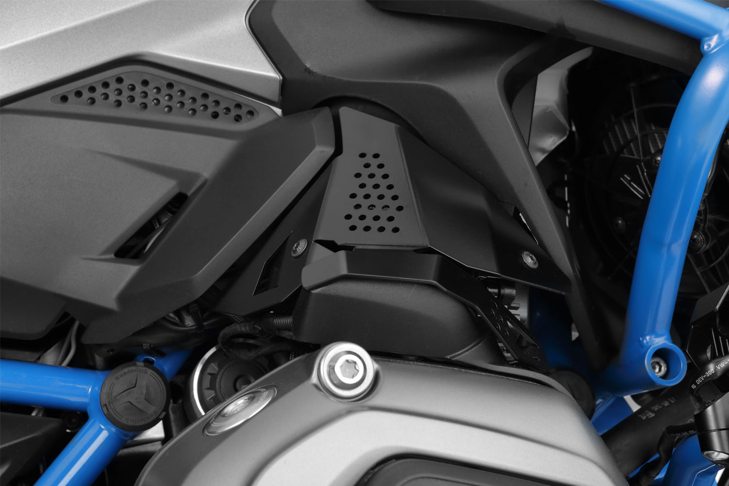 Wunderlich Injection Cover Left | Black | BMW R 1200 GS -   Pyramid Motorcycle Accessories