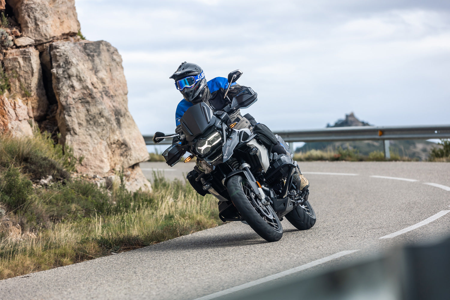 Wunderlich Tempered Glass Screen Protector | Clear | BMW C 400 X -   Pyramid Motorcycle Accessories