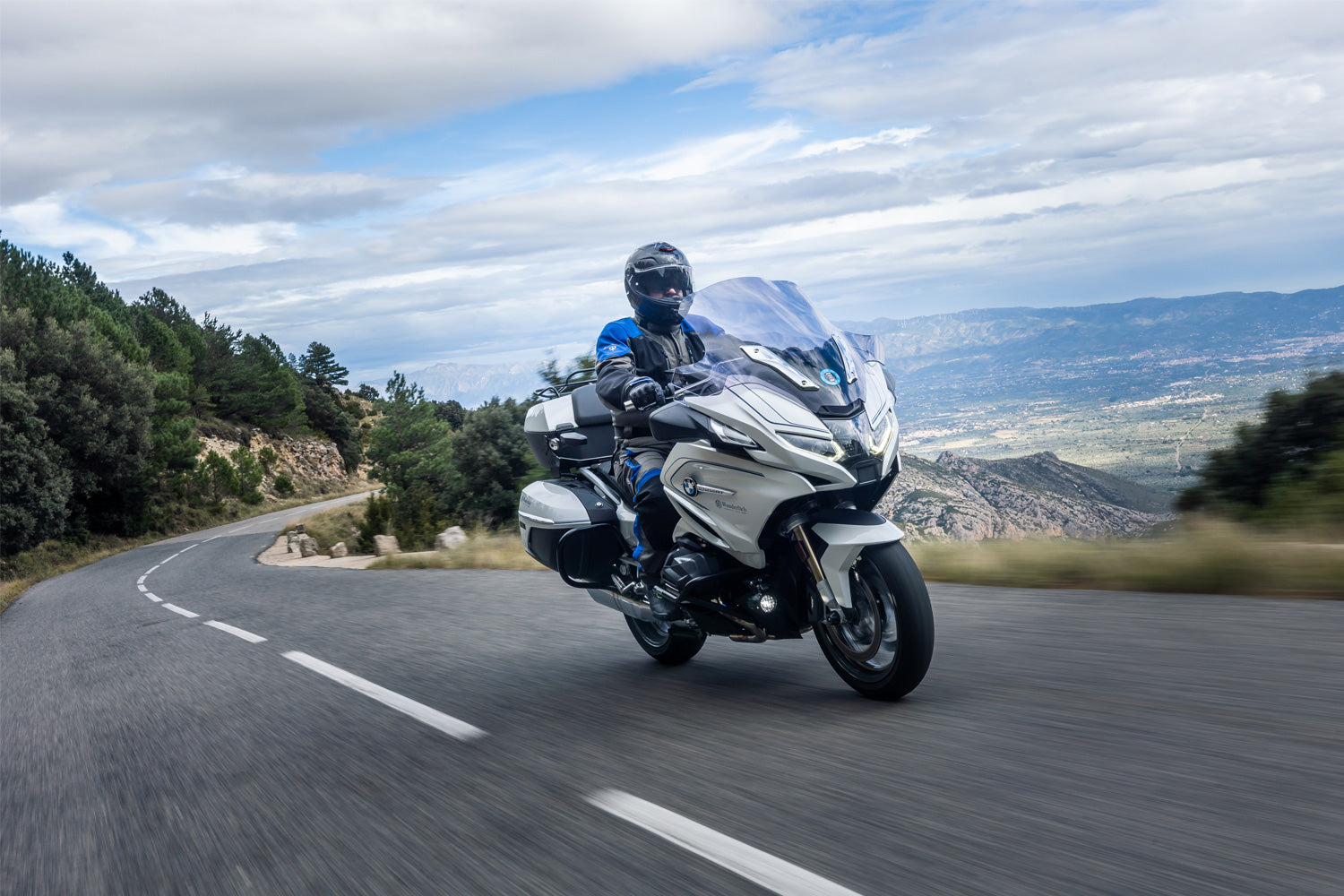 Wunderlich Display Protection Film Set | Clear | F 900 XR -   Pyramid Motorcycle Accessories