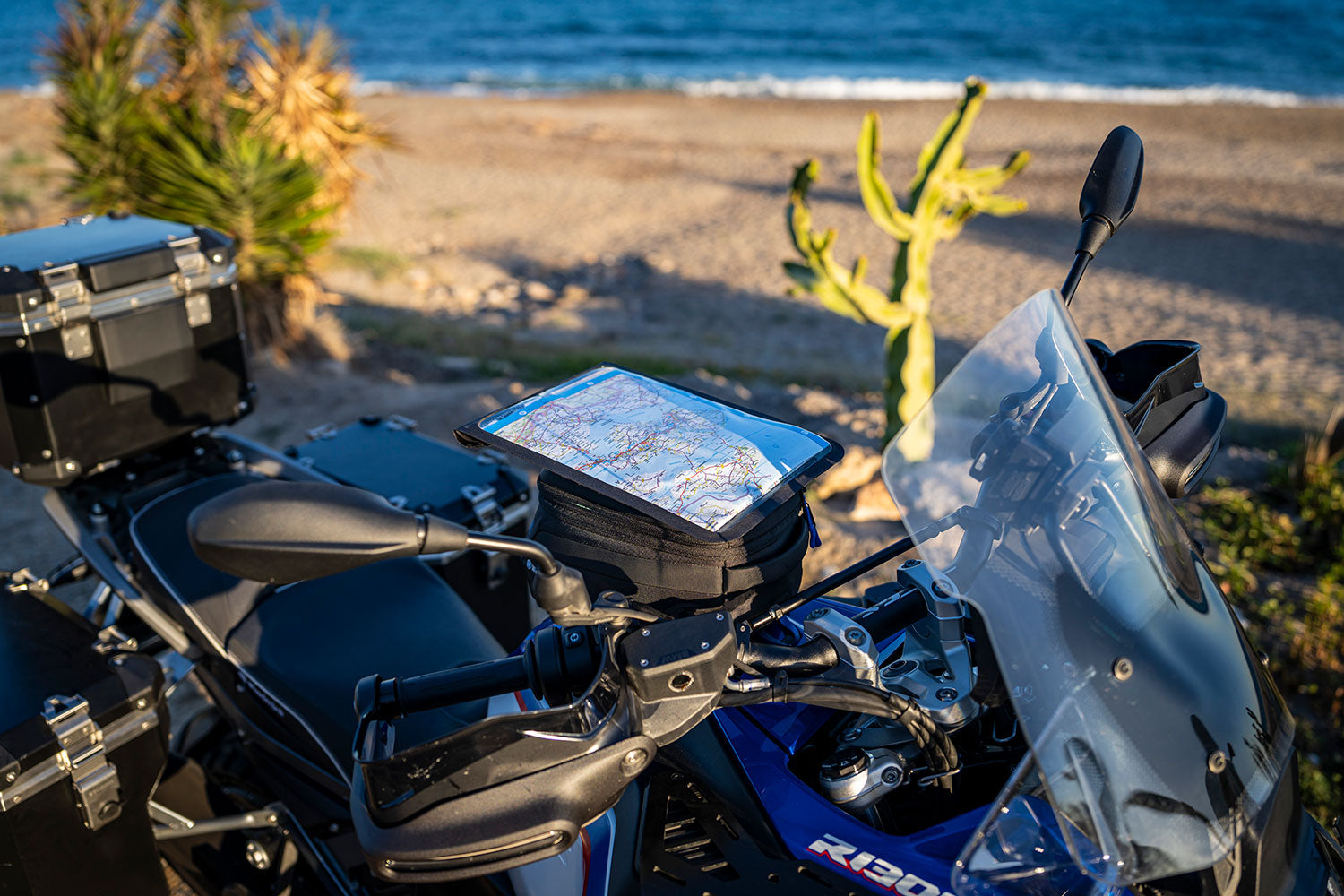 Wunderlich Tablet and Map Case For Click Bag Din A4 | Black | BMW R nineT -   Pyramid Motorcycle Accessories