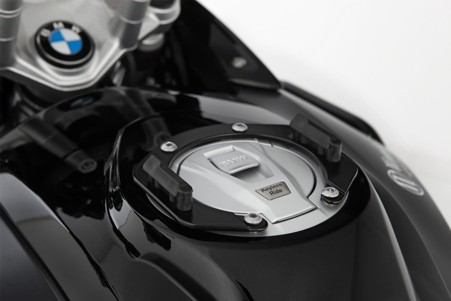 Wunderlich Tank Ring For Tank Click Bag | Black | BMW R 1250 RT -   Pyramid Motorcycle Accessories