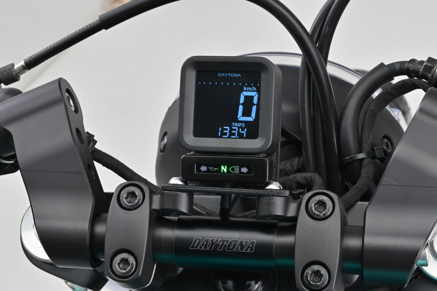 Daytona 'Cube' Speedometer & Tachometer | Black Aluminium -   Pyramid Motorcycle Accessories
