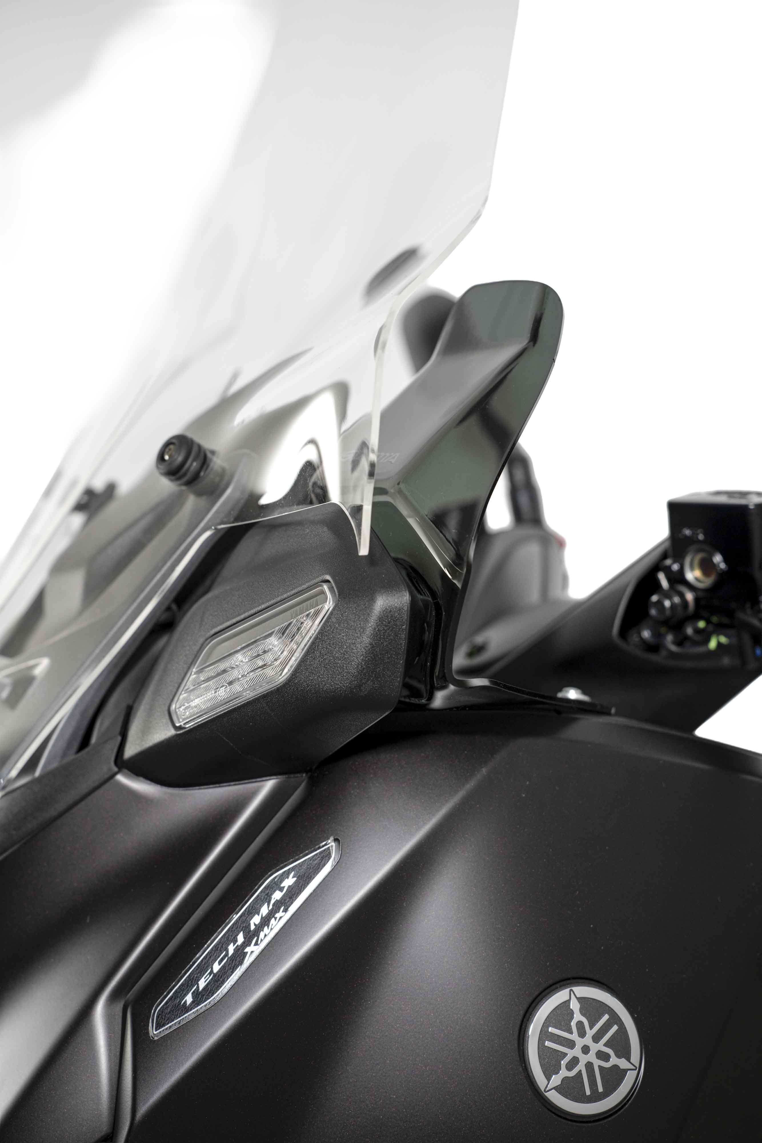 Isotta Wind Deflectors | Light Smoke | Dark Smoke | Matte Black | Clear | Yamaha XMAX 125 / 300 2025>2026 -   Pyramid Motorcycle Accessories