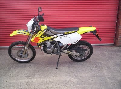 R&G Fork Protectors | Black | Suzuki DRZ 400 and DRZ 400 Supermoto models ('03- and '04 models)