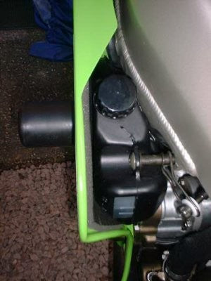 R&G Crash Protectors | White | Kawasaki Ninja ZX6-R 1998>2002