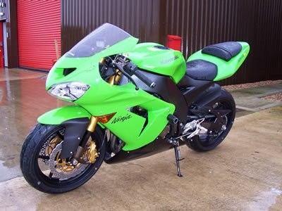 R&G Crash Protectors | Black | Kawasaki ZX-10R 2004>2005