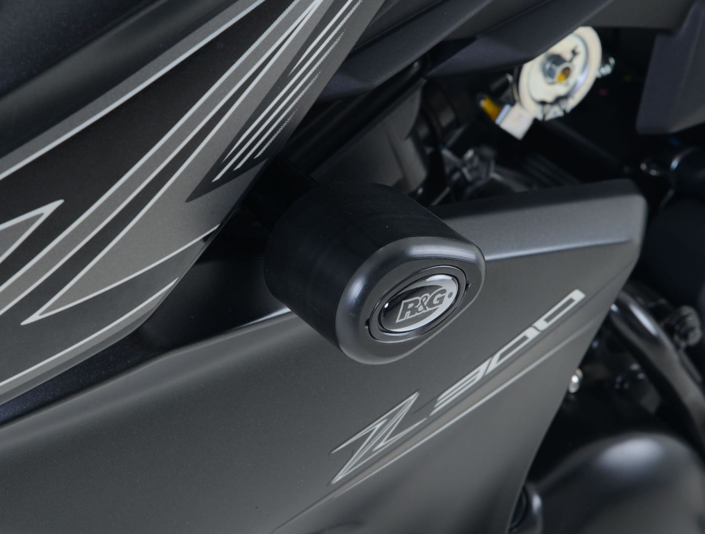 R&G Crash Protectors | Black | Kawasaki Z 250 SL 2013>2018 & Kawasaki Z 300 2015>2018 -   Pyramid Motorcycle Accessories