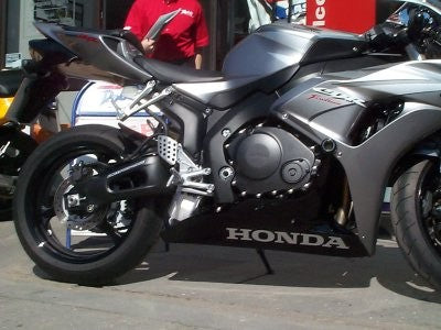 R&G Crash Protectors | White | Honda CBR 1000 RR Fireblade 2004>2007
