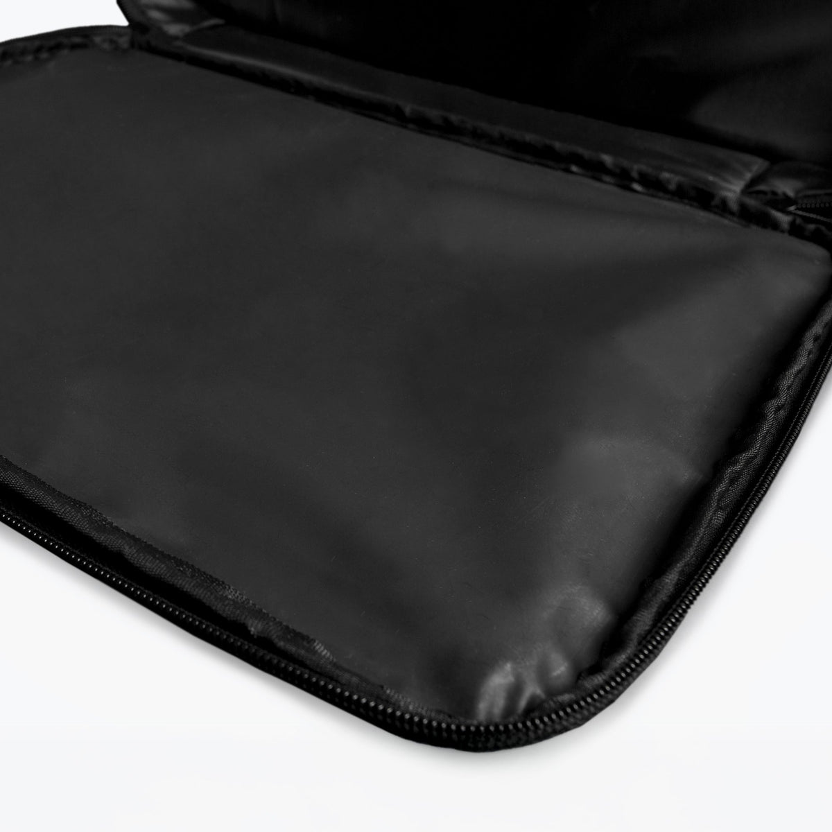 Muc-Off Valet Bag Moto Ultimate Kit 21475 removable dirt tray detail