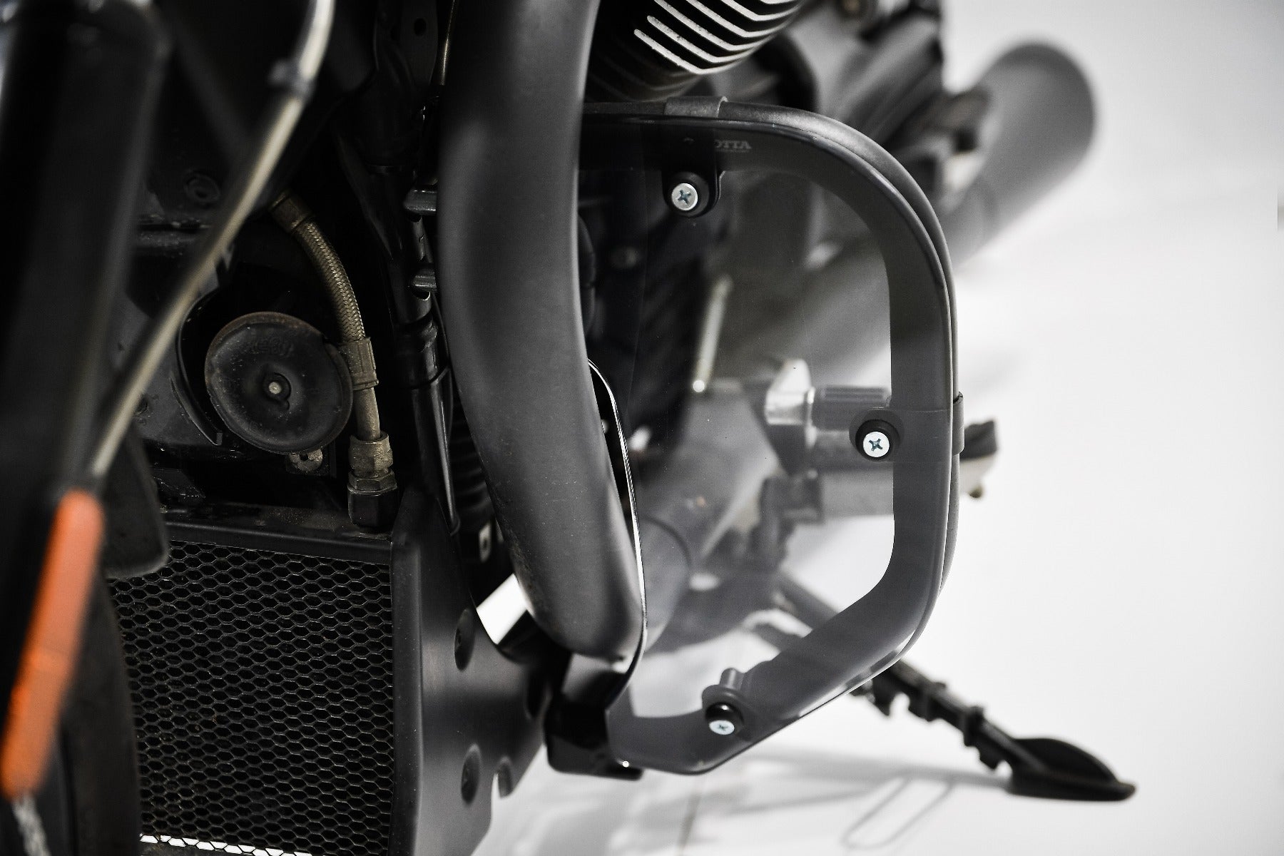 Isotta Lower Wind Deflectors | Light Smoke | Moto Guzzi Audace 1400 2017>2020 -   Pyramid Motorcycle Accessories
