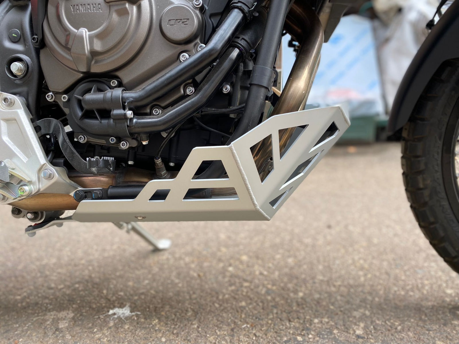 Isotta Engine Guard Bash Plate | Light Grey | Yamaha Tenere 700 2019-2024 -   Pyramid Motorcycle Accessories