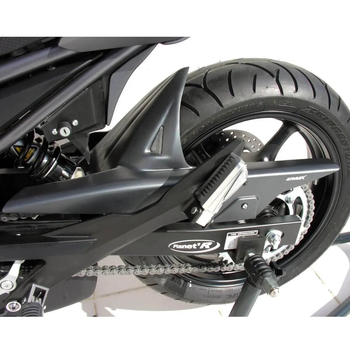 Ermax Hugger | Gloss Black | Yamaha XJ6 2009>2012 -  Shop name