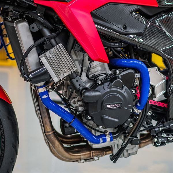 GBRacing Engine Cover Set | Kawasaki ZX-25R 2020>Current -   Pyramid Motorcycle Accessories