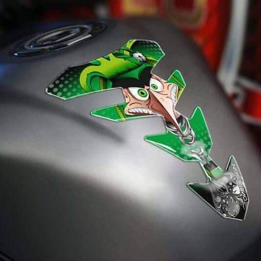 Puig Joker Graphic Tank Pad Stick Fit | Green -  Shop name