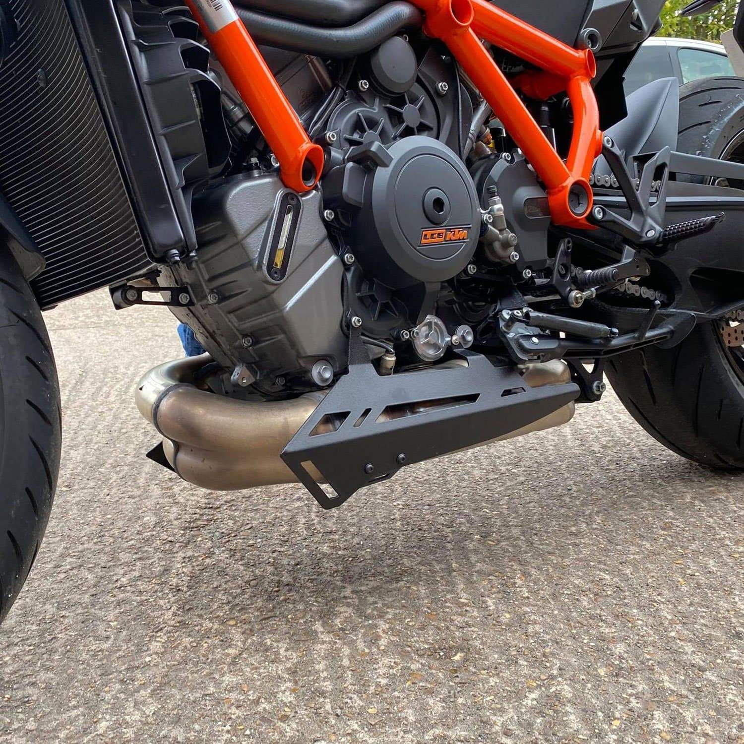 Pyramid Exhaust Cheeks | Matte Black | KTM 1290 Super Duke R 2020>Current-Belly Pans-Pyramid Motorcycle Accessories