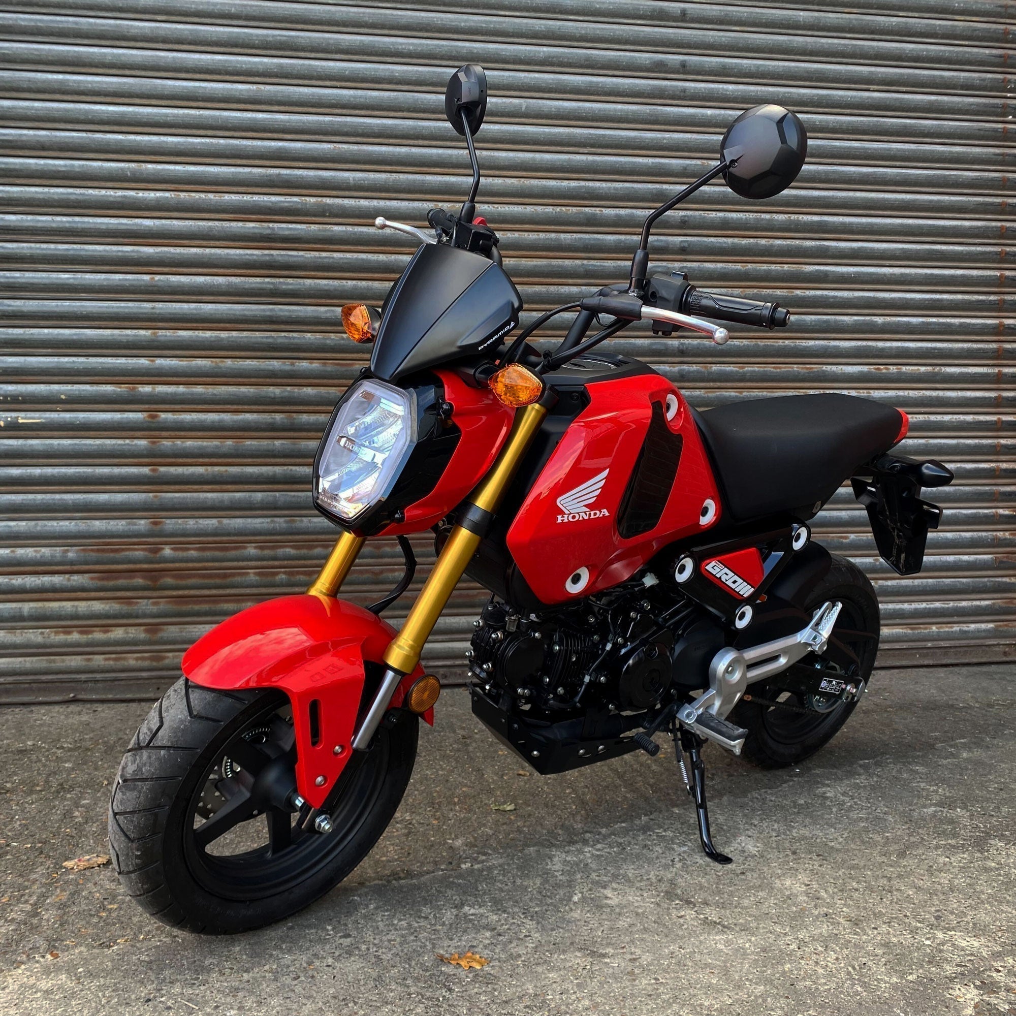 Pyramid Fly Screen | Matte Black | Honda MSX 125 2021>Current -  Shop name