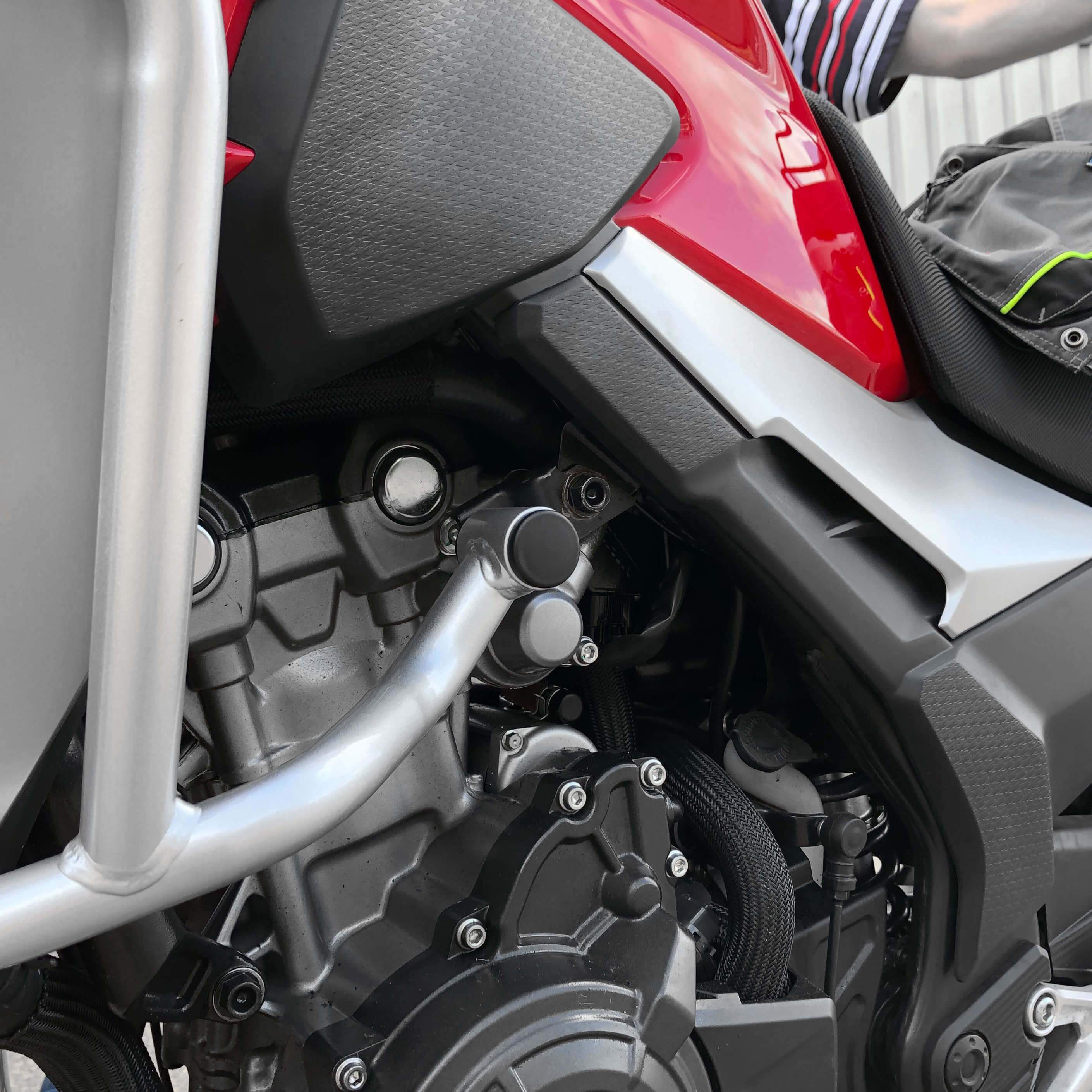 Pyramid Frame End Caps | Matte Black | Honda CB 500 X 2019>2024 -  Shop name