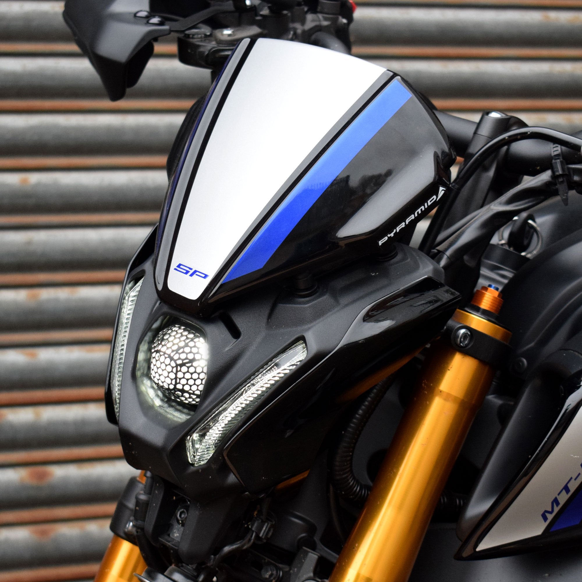 Pyramid Headlight Guard | Matte Black | Yamaha MT-07 2021>2024-Headlight Protection-Pyramid Motorcycle Accessories