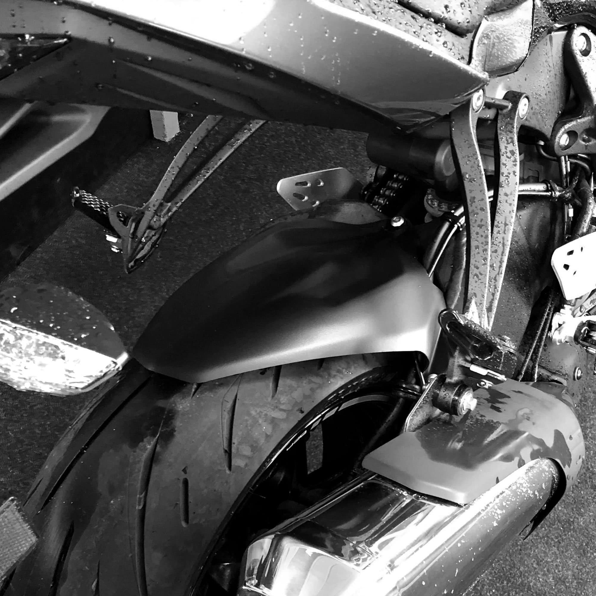 Pyramid Hugger | Matte Black | Kawasaki ZX6-R 636 2013>Current-073900M-Huggers-Pyramid Motorcycle Accessories