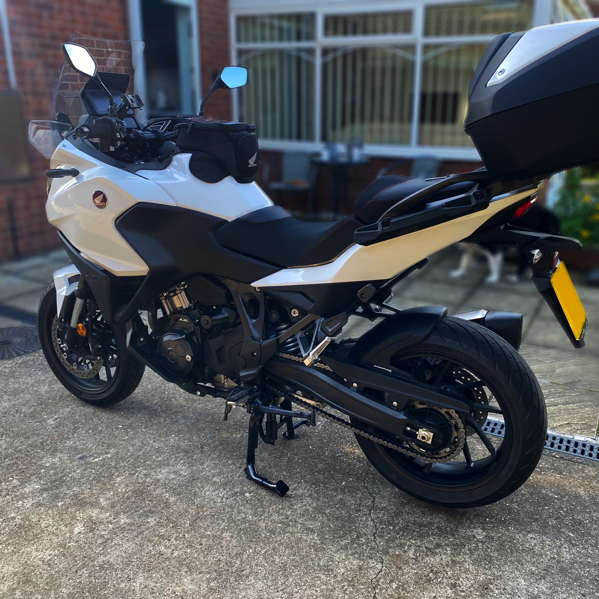 Pyramid Hugger | Matte Iridium Grey Metallic | Honda NT1100 2022>2024 -  Shop name