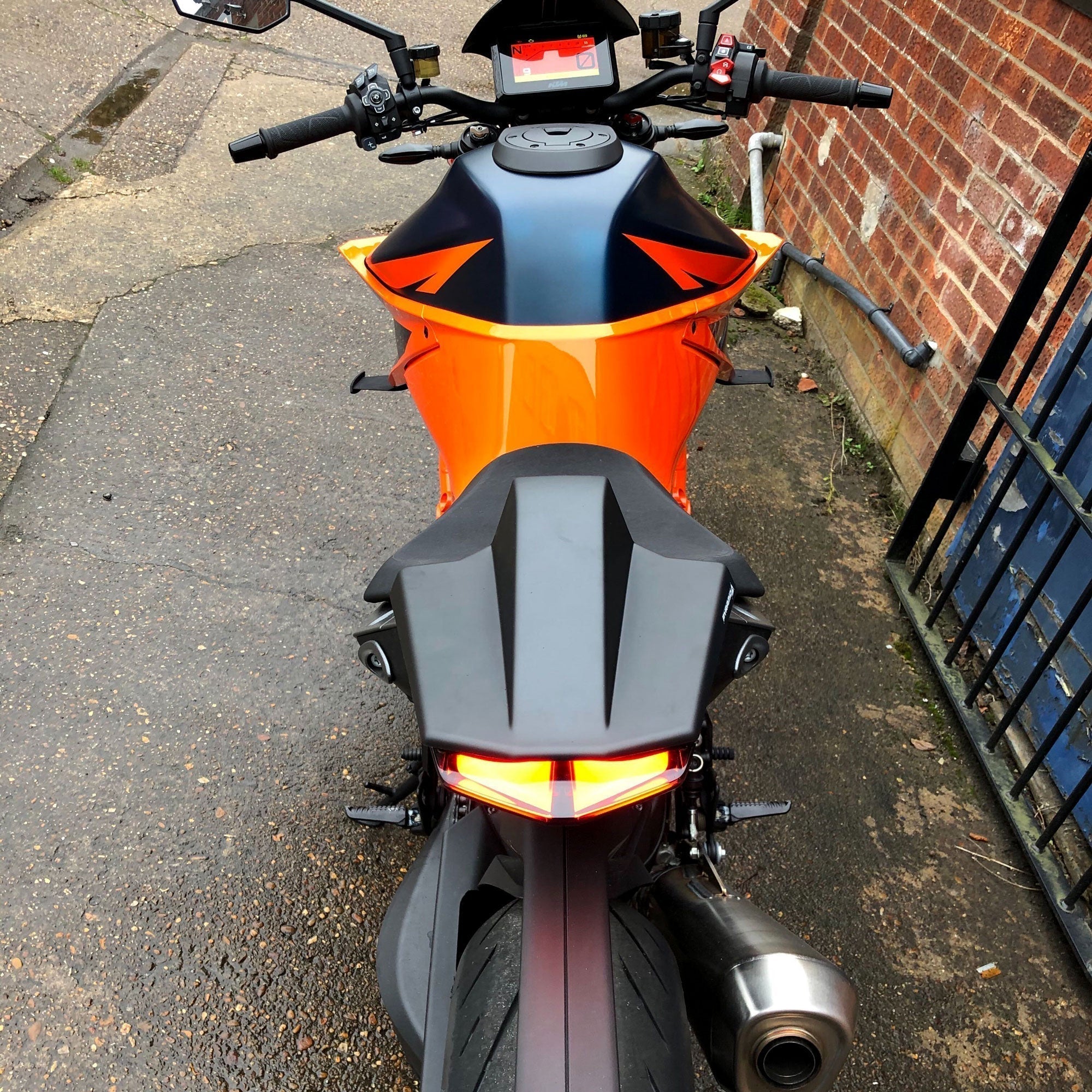 Pyramid Seat Cowl | Matte Black | KTM 1290 Super Duke R Evo 2022>Current -  Shop name